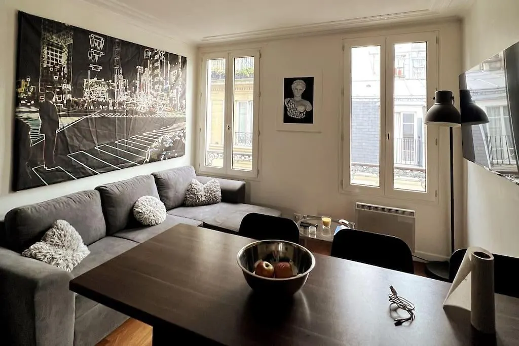 Appartement Flat In The 12Th Arrondissement à Paris